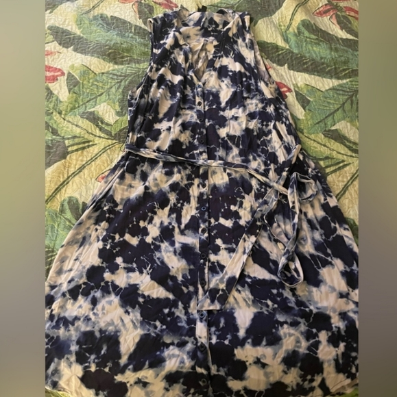 torrid | Mini Challis Button-Front Shirt Dress - Picture 6 of 7